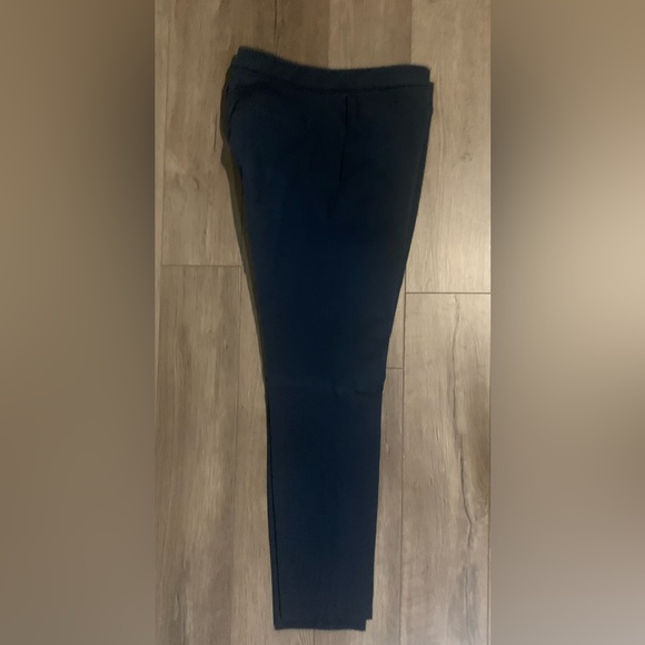 Lululemon Pants - Picture 2 of 2